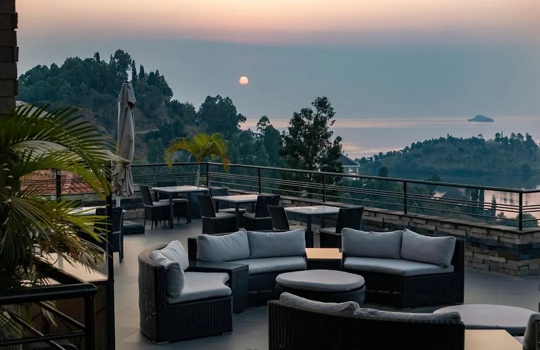Lux* Lake Kivu-1