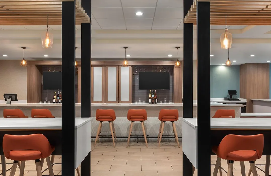 Holiday Inn & Suites Detroit - Troy By Ihg-1