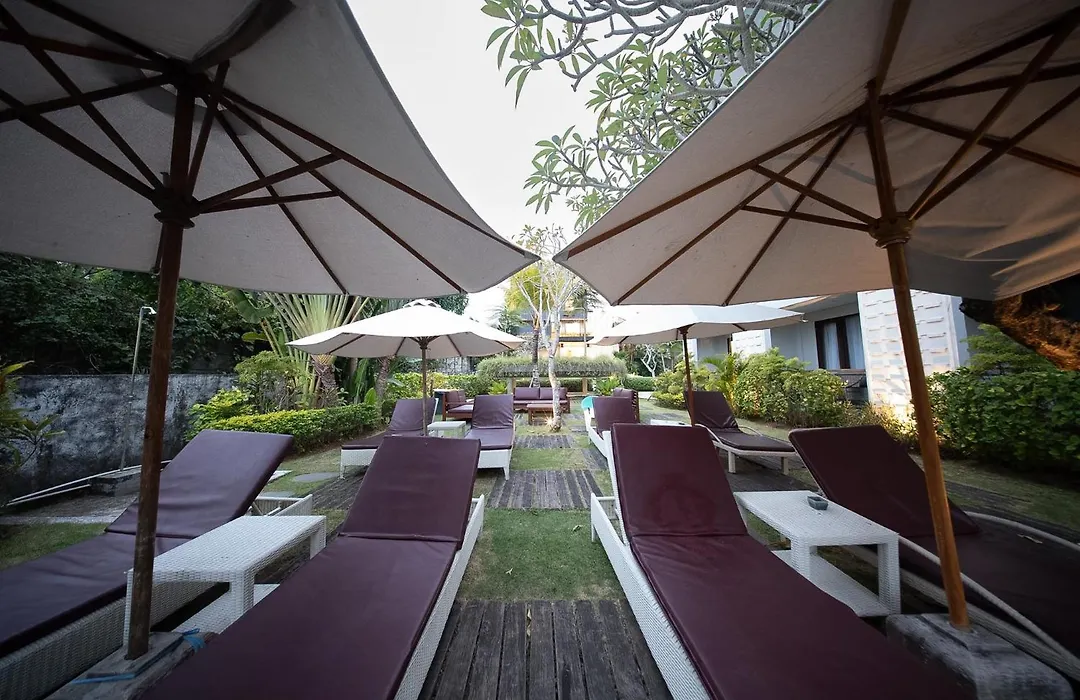 Padang Padang Inn-1
