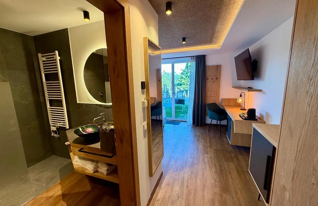 Pippos Mountain Lodge-1