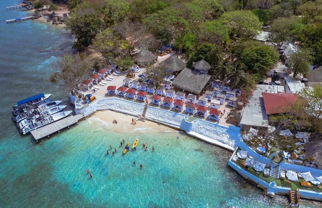 Bora Bora Beach Club Cartagena-1