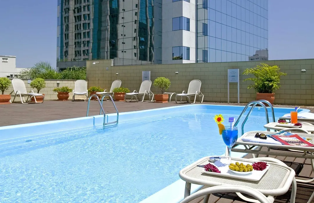 Novotel Porto Alegre Tres Figueiras-1