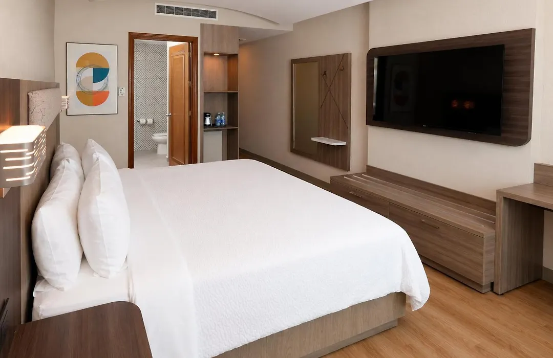 Holiday Inn Express Nuevo Laredo By Ihg-1