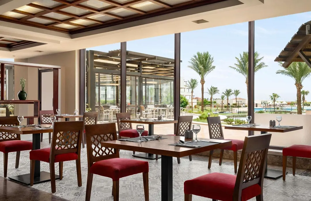 Movenpick Waterpark Resort & Spa Soma Bay-1