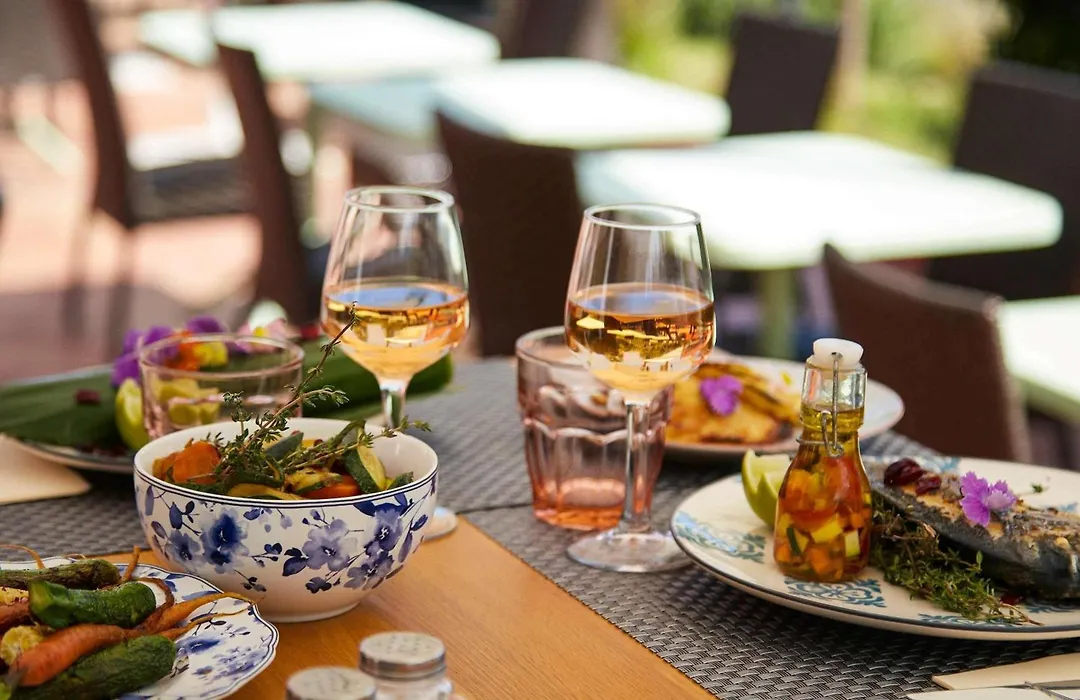 Ibis Thalassa Hyeres Plage-1