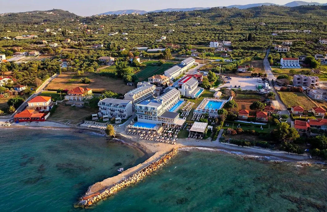 Golden Coast Beachfront Resort-1