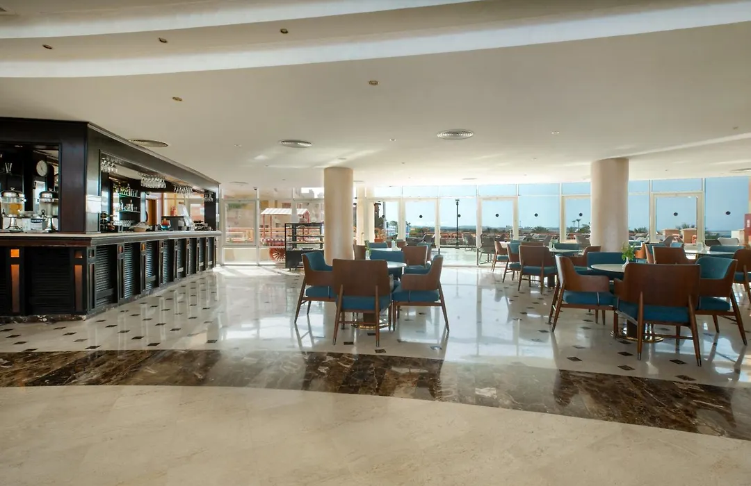 Malikia Resort Abu Dabbab-1
