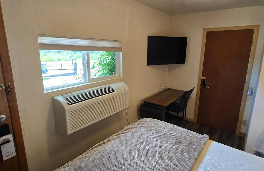 Alpine Trail Ridge Inn-1
