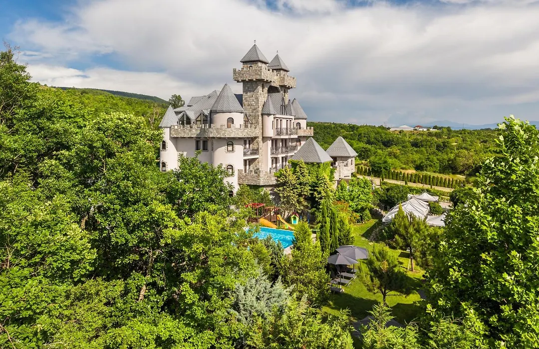 Royal Valentina Castle-1