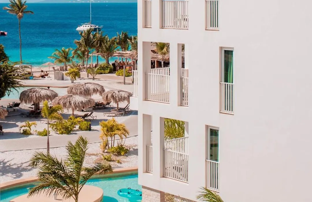 Chogogo Dive & Beach Resort Bonaire-1