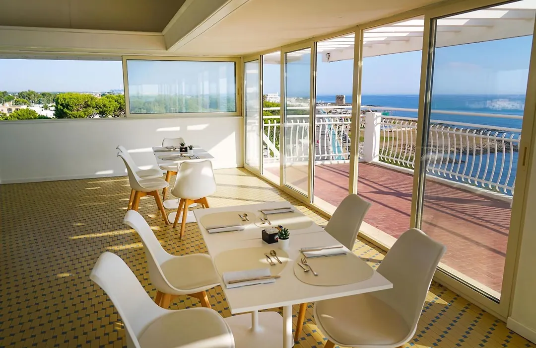 Hotel Club Perla-1