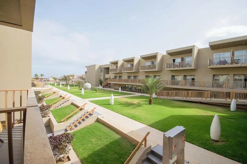 Oasis Salinas Sea-1