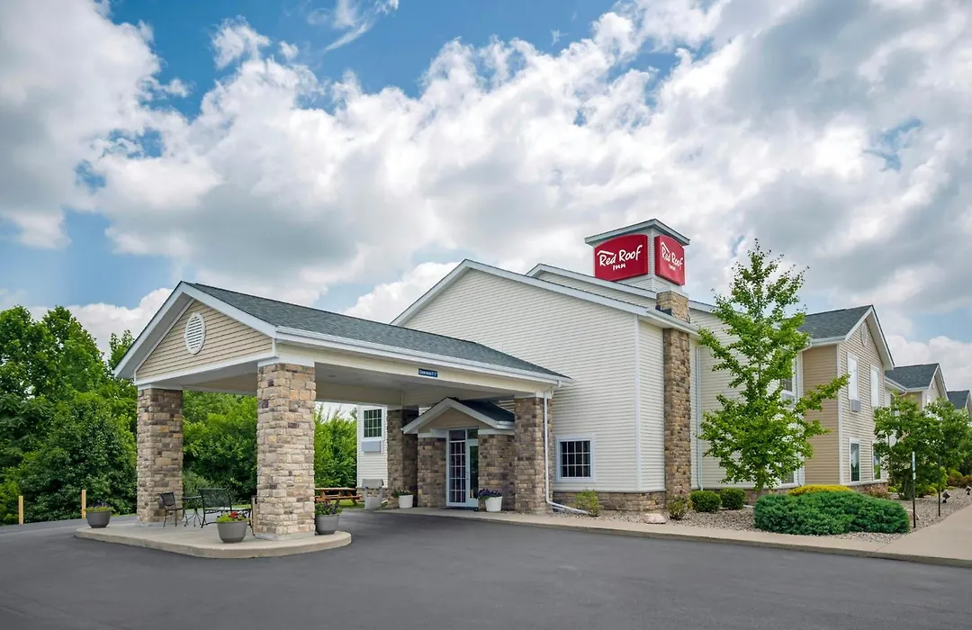 Red Roof Inn Charlestown-1