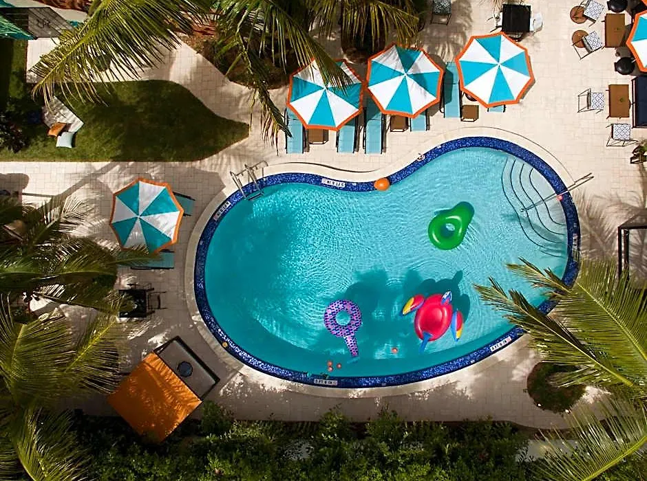 Hotel Rendale Miami Beach-1