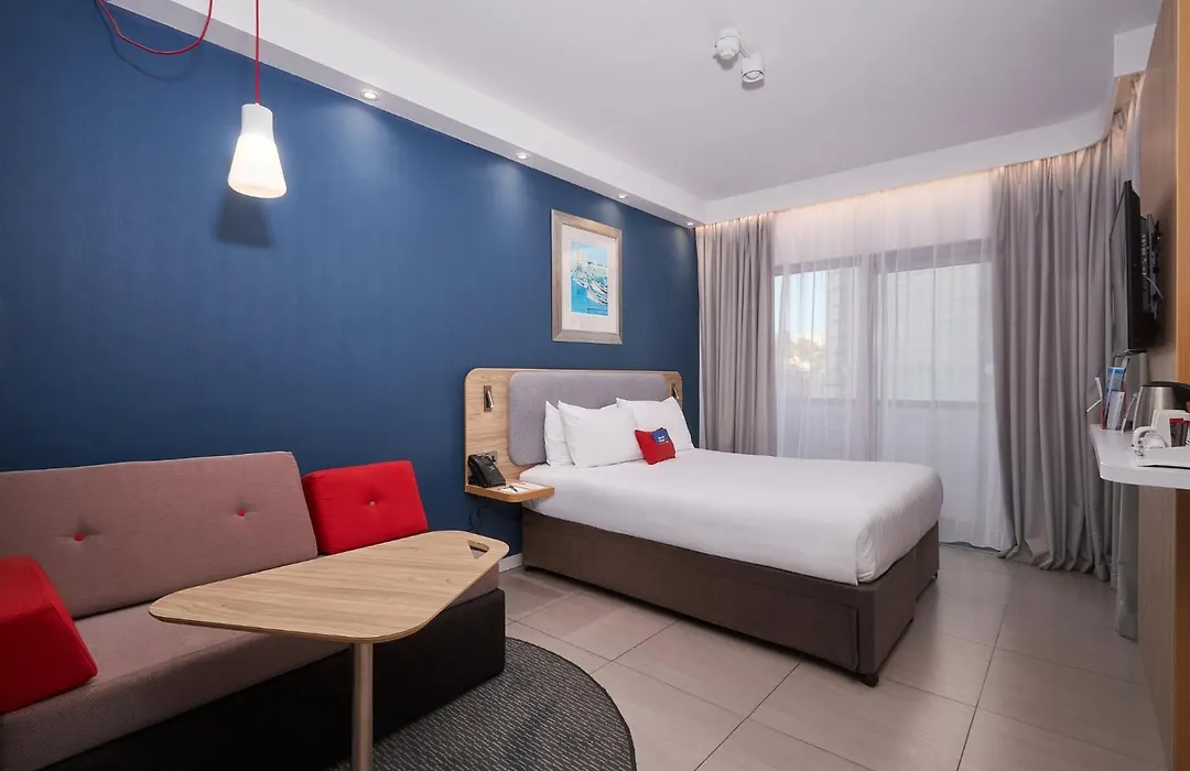 Holiday Inn Express - Malta By Ihg-1