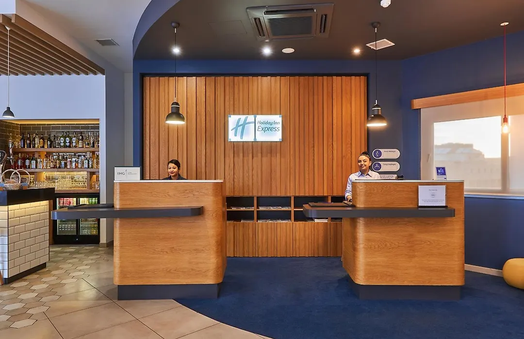 Holiday Inn Express - Malta By Ihg-1