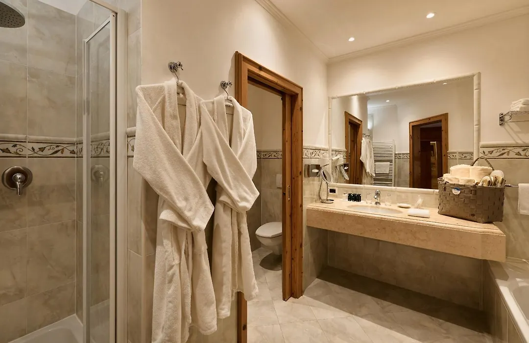 Hotel Sassongher - Preferred Hotels & Resorts-1