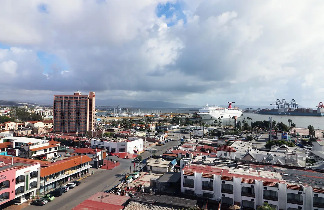 Holiday Inn Express & Suites - Ensenada Centro By Ihg-1