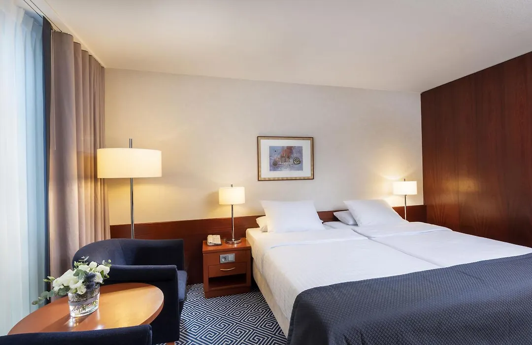 Maritim Hotel Wuerzburg-1