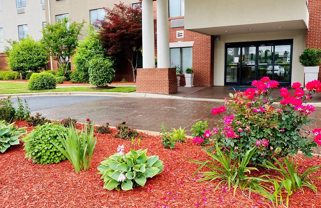 Holiday Inn Express & Suites Reidsville By Ihg-1