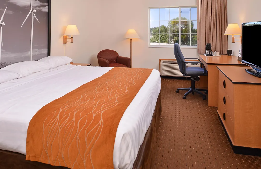 Americas Best Value Inn & Suites Atlantic-1