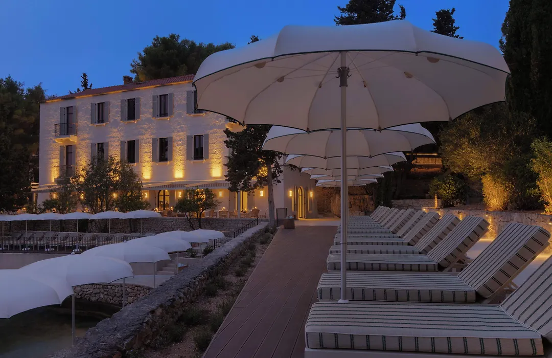 Sirena Resort-1