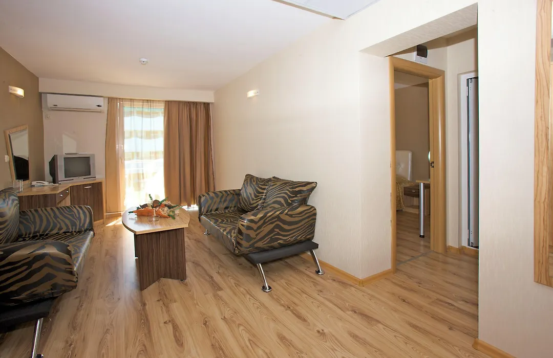 Hotel Kotva-1