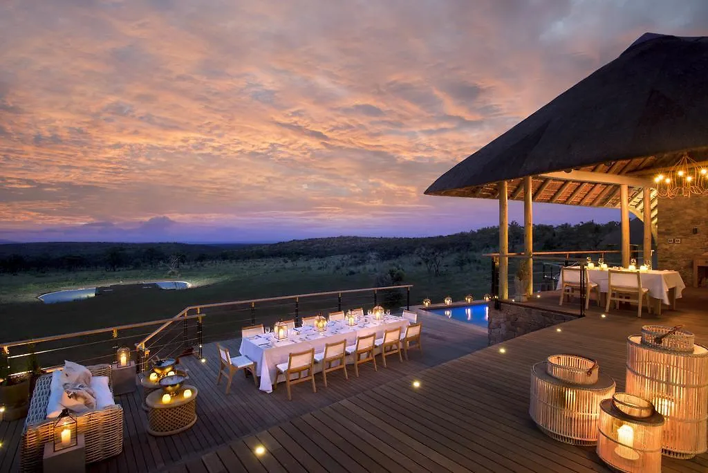 Mhondoro Safari Lodge & Villa-1