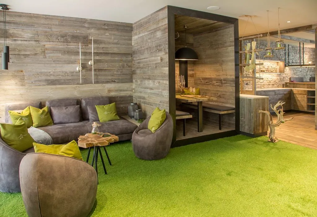 Aurina Lodges-1