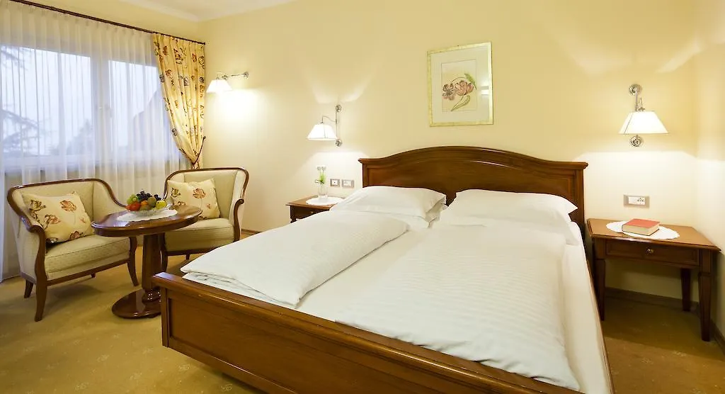 Hotel Aster-1
