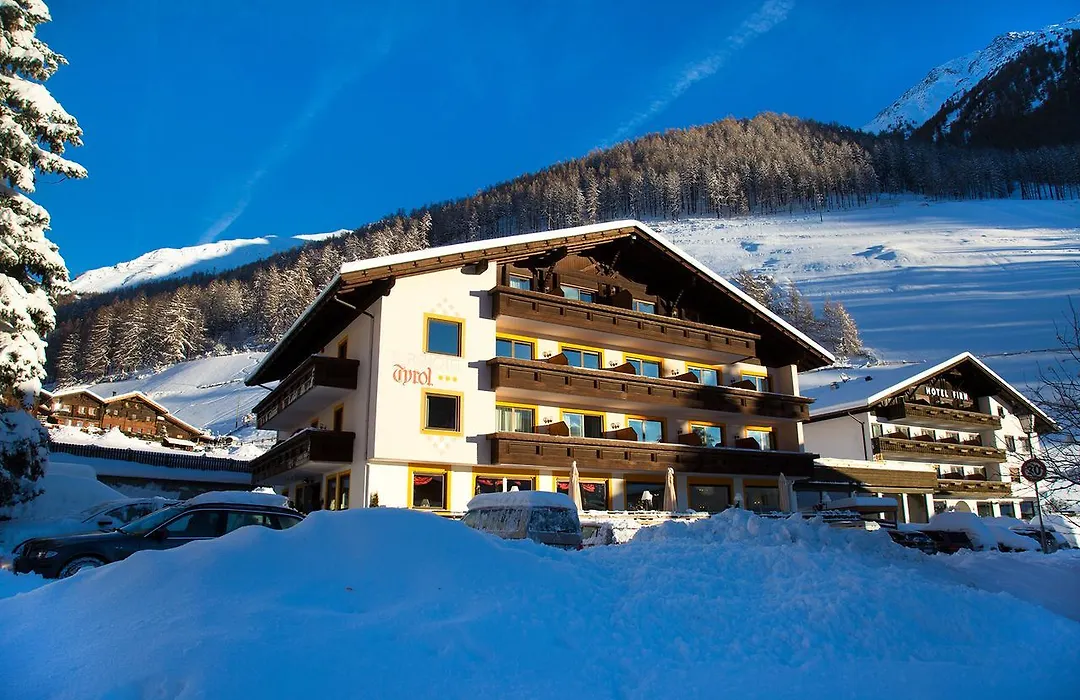 Berghotel Tyrol-1