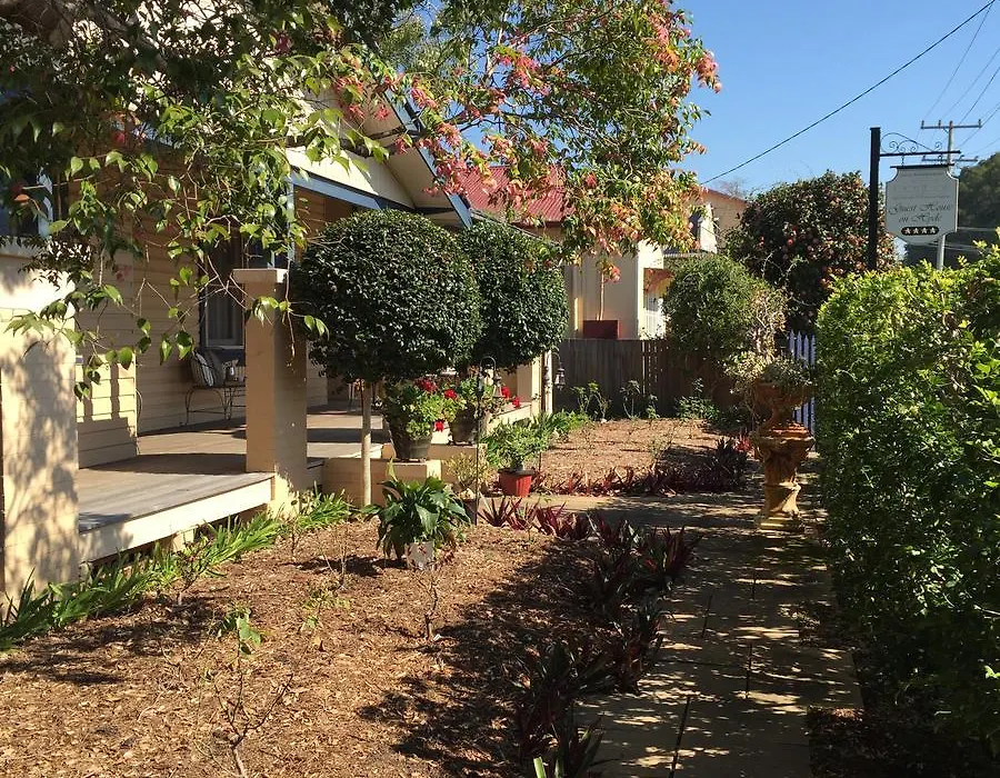 Guest House On Hyde-1