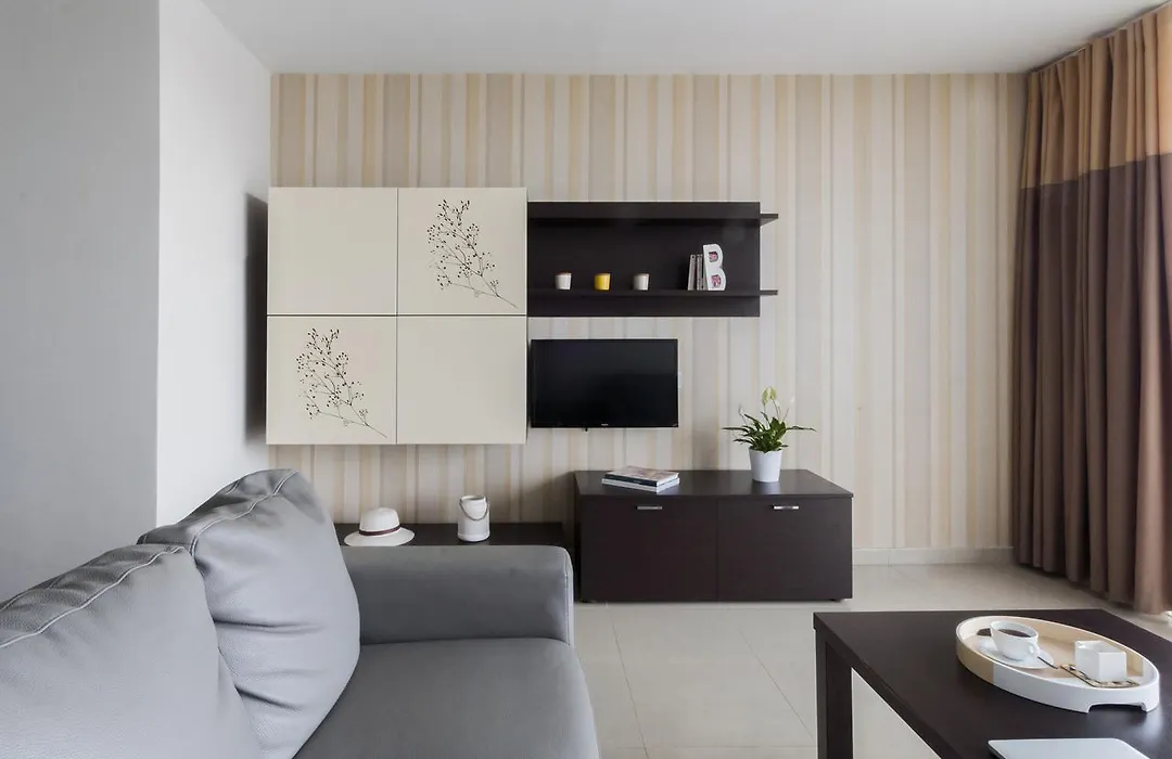 Blubay Apartments By St Hotels-1