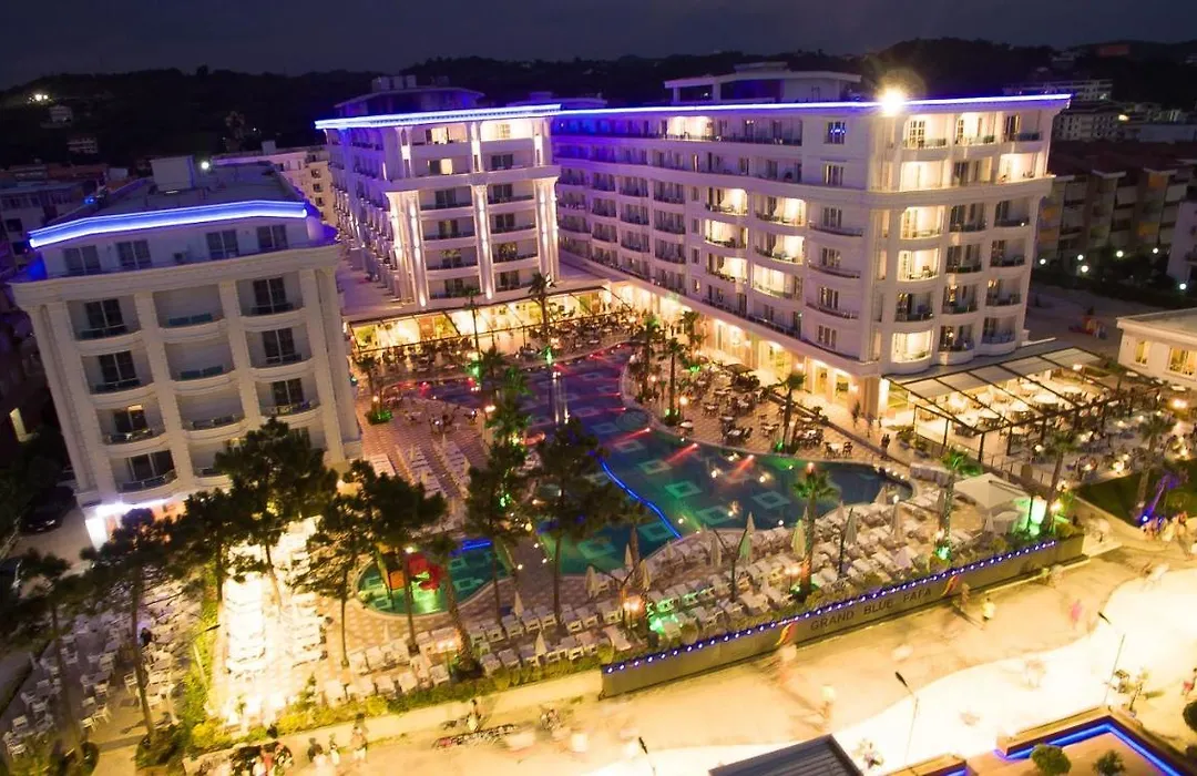 Grand Blue Fafa Resort & Spa-1