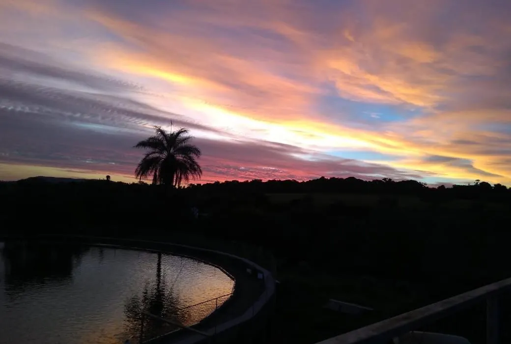 Hotel farol de Minas-1