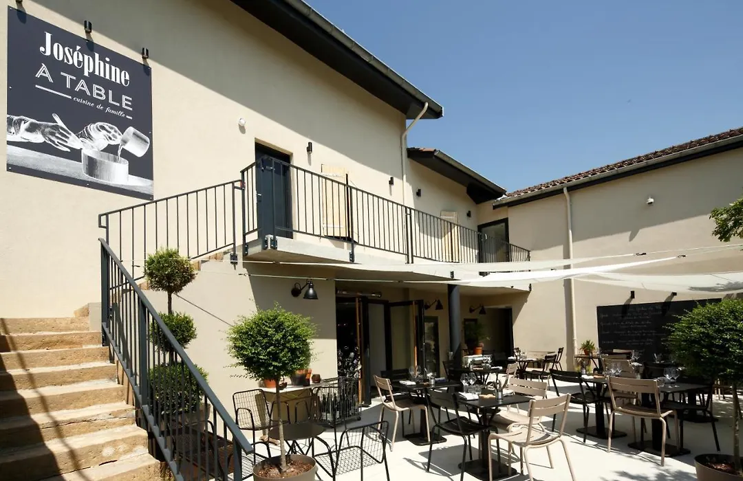 Auberge Du Paradis-1