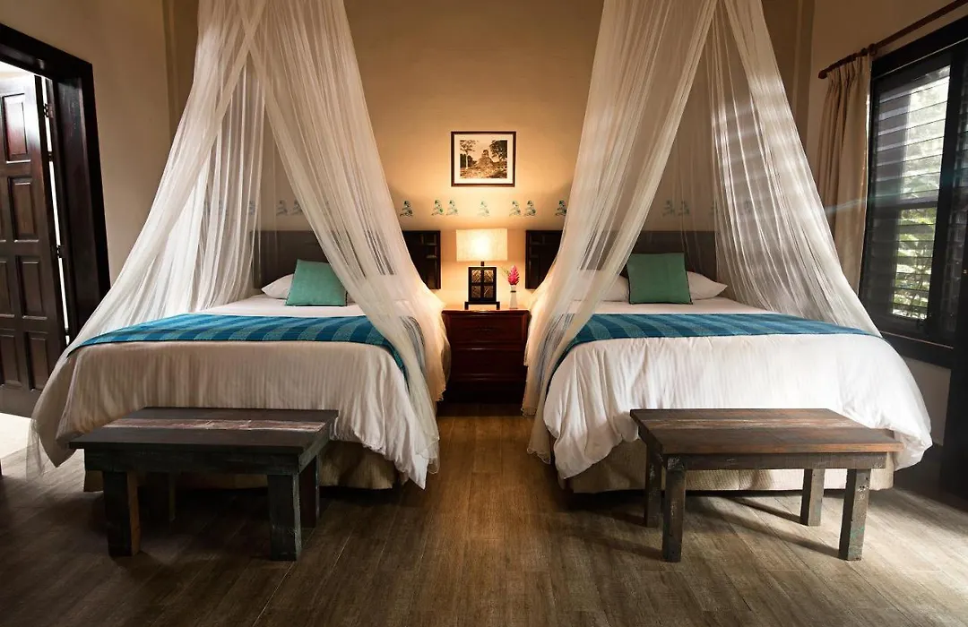 Hotel Jungle Lodge Tikal-1