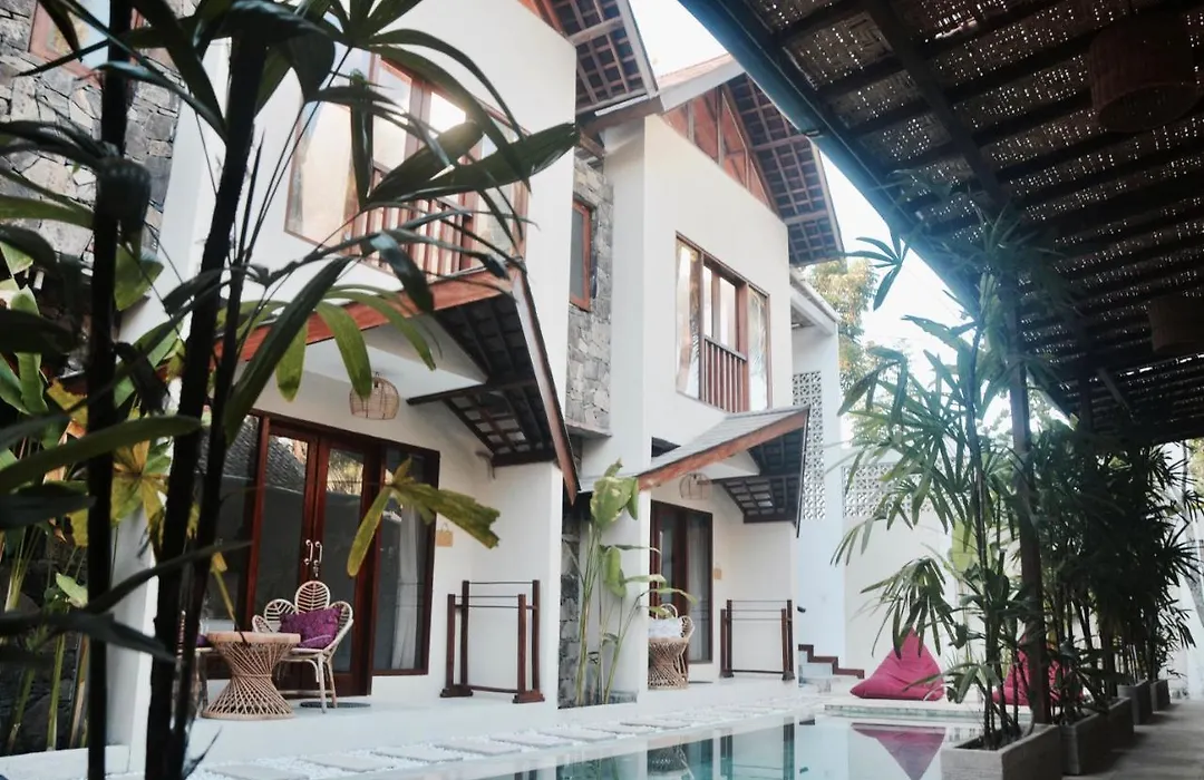 Ola Ola Lombok-1