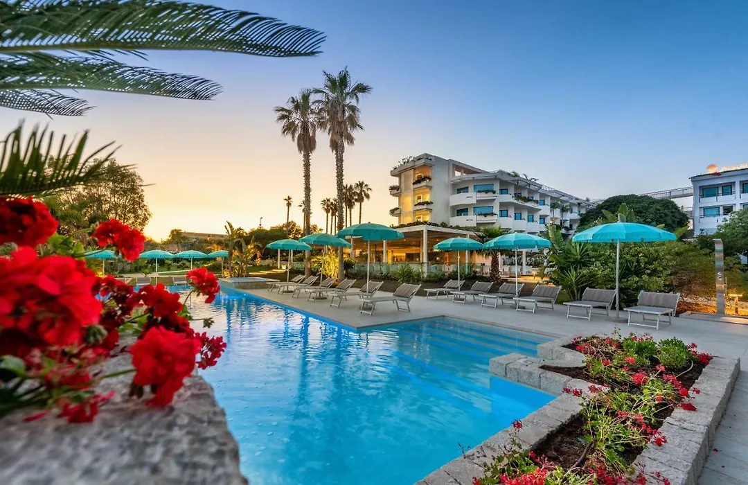Acacia Palace (Adults Only)-1