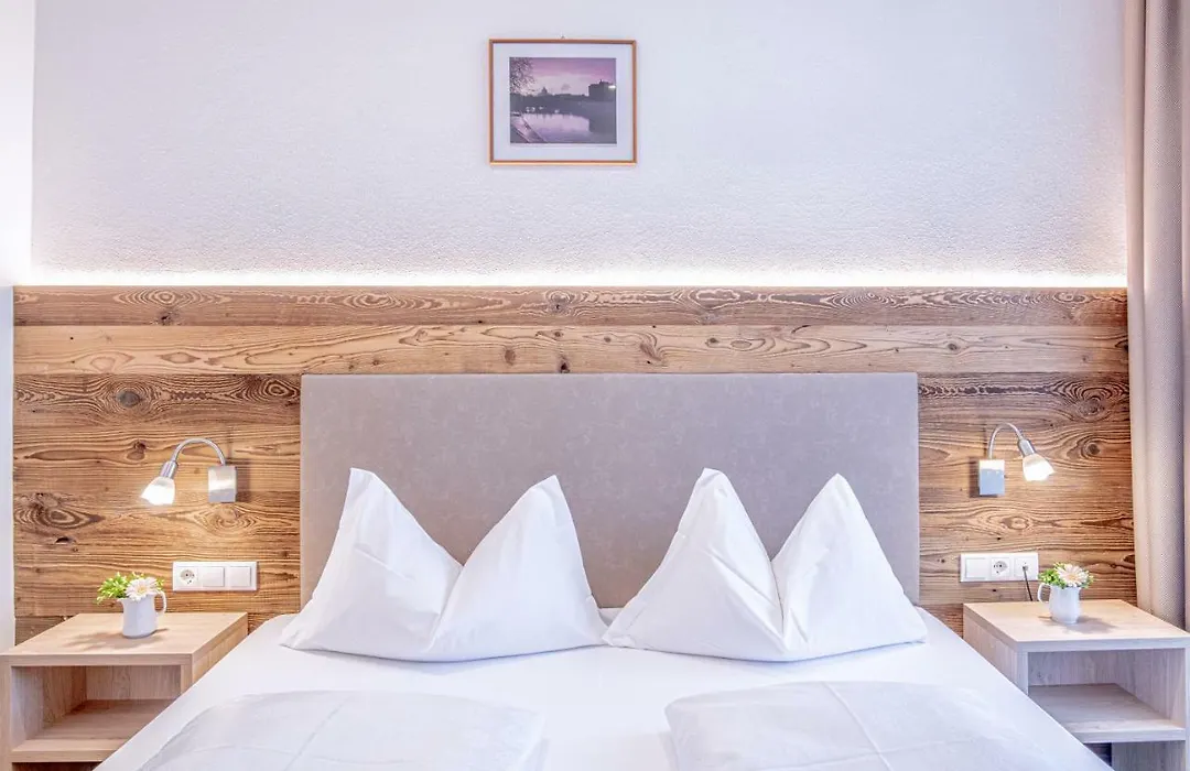 Alpin Hotel Gudrun-1