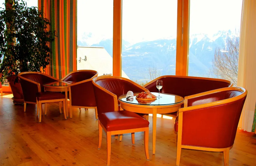 Hotel Les Bains D'Ovronnaz-1