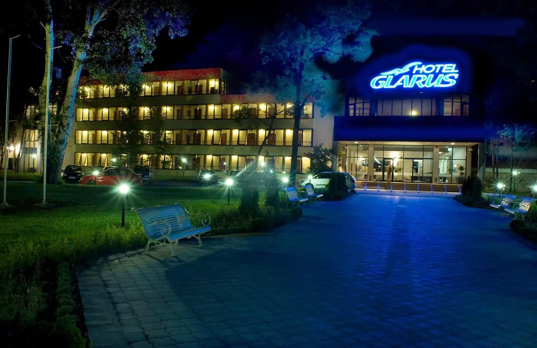 Hotel Glarus Beach& Aqua Park-1
