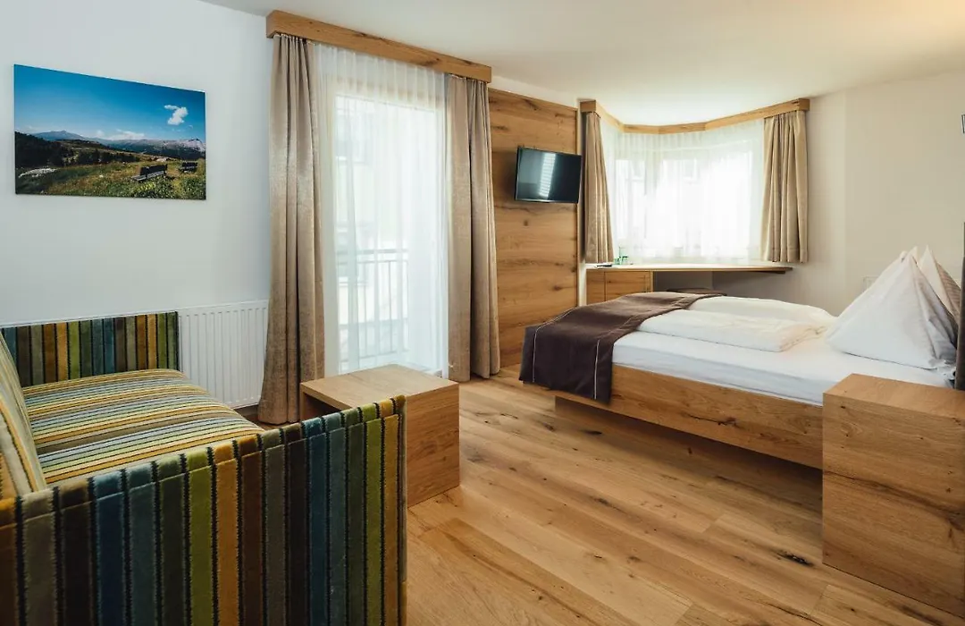 Hotel Post-1