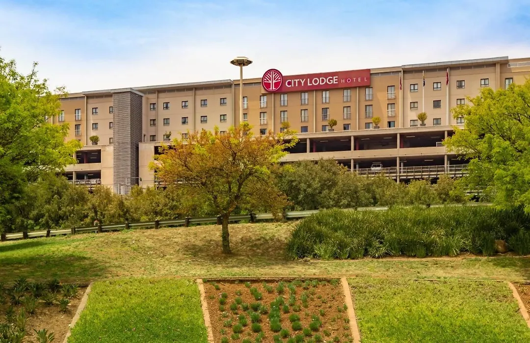 City Lodge Hotel At Or Tambo International Airport-1