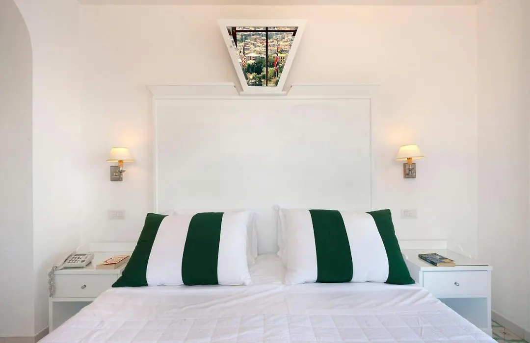 Hotel Bristol-1