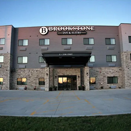 Brookstone Inn & Suites-3