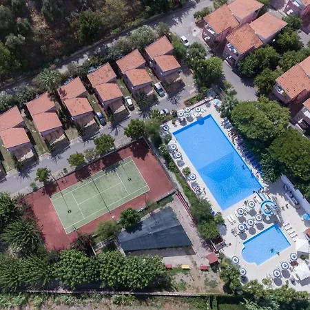 Camping Villaggio Calanovella-2