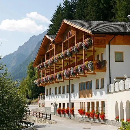 Hotel Kranebitt-2