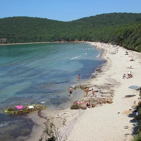 Villaggio Turistico Camping Il Fontino-3