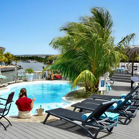 Ocean Breeze Boutique Hotel & Marina-3